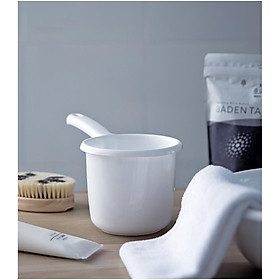 Gáo nhựa Inomata 1,3 lít, thiết kế nhỏ gọn, tiết kiệm không gian, phù hợp với những phòng tắm, nhà bếp có diện tích nhỏ - nội địa Nhật Bản 