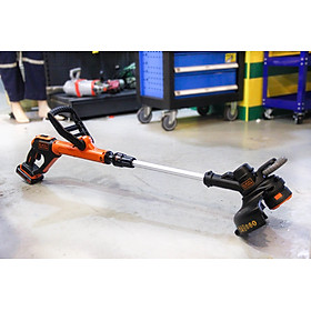 Mua Máy cắt cỏ dùng pin 18V Black&Decker STC1820EPCF- Hàng chính hãng