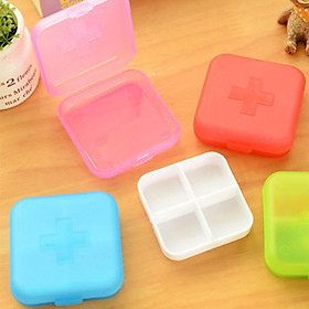 Mua Hộp nhựa đựng thuốc 4 ô nhiều màu - giao màu ngẫu nhiên