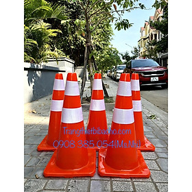 Mua Cọc tiêu hình chóp siêu dẻo phản quang nhựa PVC cao 70cm- Hình thật