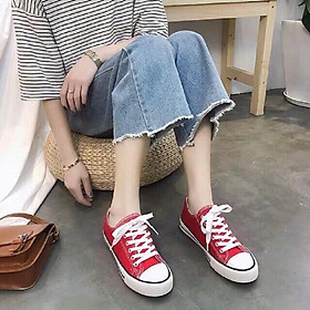 Giày sneaker nữ