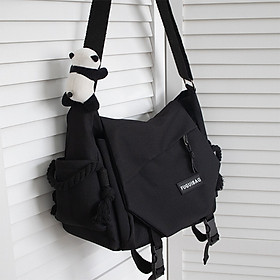 Túi đeo chéo nữ phong cách dễ thương – BEE GEE DCNU1085