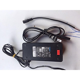 Mua Nguồn Adapter 12V5A sử dụng cho bơm đơn mini 12V tặng kèm giắc cắm tiện lợi