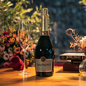 Rượu vang Chile VALDIVIESO EXTRA BRUT - 750ml