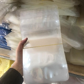 Mua 1kg túi zip 2 mặt trong đáy đứng loại đựng 5 Lạng bột ( size 18x26)