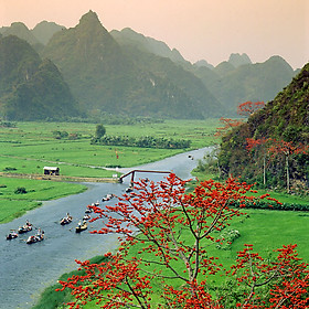 Tour Chùa Hương - Động Hương Tích 01 Ngày, Gồm Bữa Trưa, Khởi Hành Hàng Ngày & Dịp Lễ Tết Từ Hà Nội