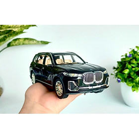 Mô hình xe BMW X7 bằng kim loại -  XLG