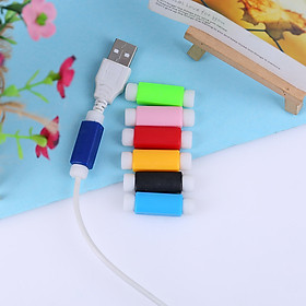 Mua Bộ 2 Nút Bảo Vệ Đầu Sạc V-02