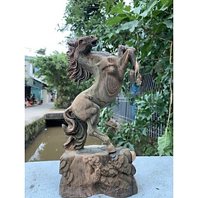 Tượng con ngựa trang trí phong thủy hút tài lộc bằng gỗ mun kt cao 30×15×7cm