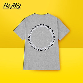 Áo thun Nelly Heybig in chữ tròn sau lưng mặc làm áo đôi nam nữ, thời trang đường phố