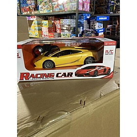 Mua ô tô điều khiển từ xa có sạc pin cho trẻ em