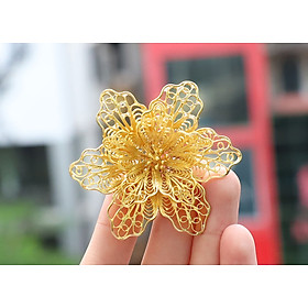 Hình ảnh Hoa cài áo mạ vàng 24K - Quà tặng cao cấp cho nữ