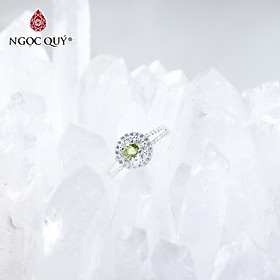 Nhẫn bạc nữ đá Peridot mệnh hỏa, mộc - Ngọc Quý Gemstones