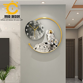 Mua Đồng hồ treo tường kim trôi Bắc âu Phi hành gia và mặt trăng JT21144 cho phòng ngủ em bé