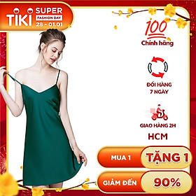 Phụ nữ hiện đại nên sở hữu ít nhất 1 chiếc váy ngủ Triumph trong tủ đồ