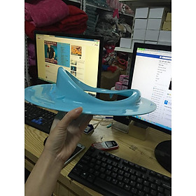 Mua bệ thu nhỏ bồn cầu cho bé giúp bé dễ dàng khi đi vệ sinh