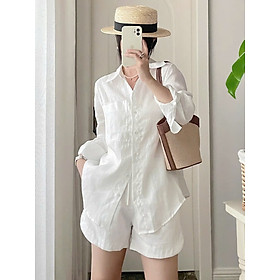 Bộ sơ mi linen gồm sơ mi dài tay có túi ngực và quần short cạp chun thoải mái dẽ mặc