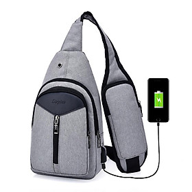 Túi đeo chéo ngực của nam giới, sức chứa lớn, thiết kế có cổng USB bên ngoài, chất liệu vải chống thấm nước-Màu Xám nhạt