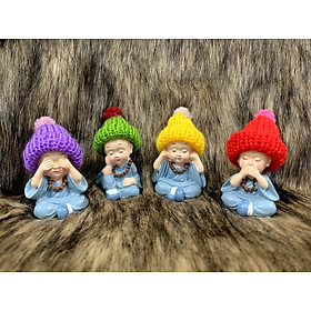 Mua Bộ 4 tượng Chú Tiểu đội nón len Tứ Không đeo chuỗi hạt ( Hình Thật )