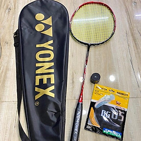1 Vợt cầu lông Yonex cao cấp 100% Cacbon đan dây tốt 9,5kg tặng 3 món quà