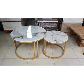 Mua bàn sofa mẹ bồng con