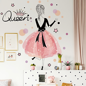 Decal trang trí tường - Cô gái váy hồng và chữ tiếng anh Queen