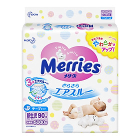 Combo 2 Gói Tã Dán Merries Size NB (90 Miếng) + 01 Gói Khăn Ướt Chăm Sóc Da Trẻ Em Merries (54 Miếng)