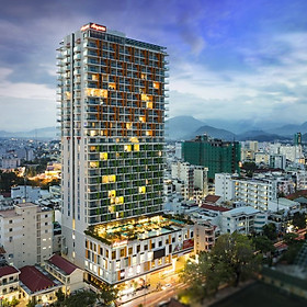 TUI BLUE Hotel 5* Nha Trang - Buffet Sáng, Hồ Bơi, Gần Biển, Khách Sạn Ngay Trung Tâm