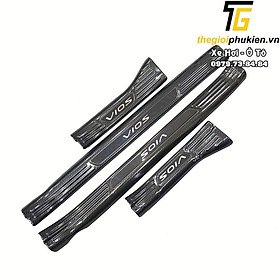 Bộ Ốp bậc cửa, Nẹp bước chân Toyota Vios 2019-2021 vân Carbon