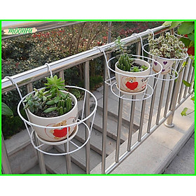 Giá Treo Chậu Hoa Lên Hàng Rào hoặc Ban Công tiện dụng