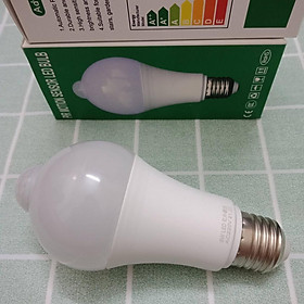 Bóng đèn Led cảm ứng thông minh 9W tự động tắt mở khi có người đến gần lúc