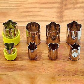 Stainless Steel Fruit Vegetable Cookie Cutters Mini Stamps Mold Shapes Set Cute Flower Cartoon Animals for Salad Biscuit