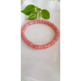 Vòng tay Mới Đá Đào Hoa tự nhiên bánh xe  hồng đẹp 6,5mm Màu hồng tươi bóng đẹp Nữ mệnh hỏa, mệnh thổ ạ Công dụng may mắn, tài lộc, tốt sức khỏe, xinh đẹp tay ạ