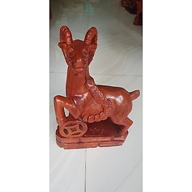 Mua Tượng Gỗ Mỹ Nghệ trạm hình Con Dê đúng tiền màu đỏ đẹp  Kích thước cao 50cm x ngang 30cm x sâu 15cm  Ý nghĩa trưng con dê gỗ trong nhà  trên bàn cầu mong cuộc sống bình an  may mắn  sung túc   tài lộc về ạ