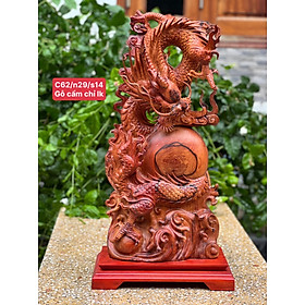 Tượng con rồng ,nhất long vờn ngọc trang trí phong thủy bằng gỗ cẩm đẹp long lanh kt cao 62×29×14cm