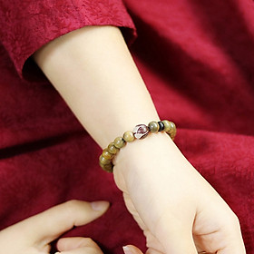 VÒNG TAY CHUỖI HẠT PHẬT GIÁO CÓ GỖ ĐÀN HƯƠNG XANH ĐỔI MÀU VÀ HẠT BỒ ĐỀ KHẮC HOA SEN