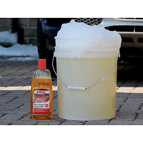 Nước rửa xe đậm đặc Sonax Gloss Shampoo 314300 1L