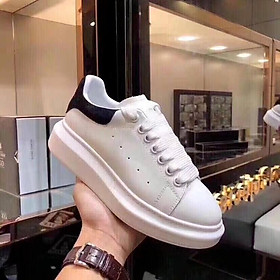 Giày Sneaker Nữ