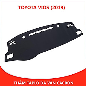 Thảm taplo ô tô Vios 2019 loại da vân cacbon chống nắng, chống nứt vỡ taplo, thảm taplo Toyota Vios