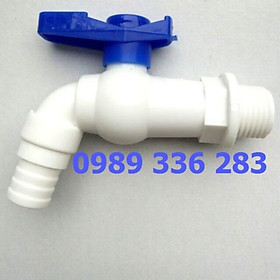 Mua VÒI NHỰA tay xanh vòi nước nhà tắm vòi vườn giá rẻ ống phi 21 27