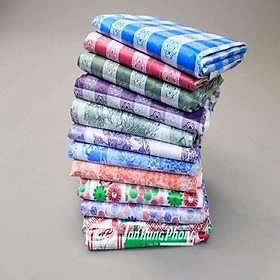 Mua SET 10 KHĂN TRẢI BÀN NILON DÙNG 1 LẦN TIỆN LỢI