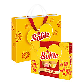 Hộp Tết Solite - Bánh bông lan tròn kem vị lá dứa và vị dâu, hộp giấy 324g