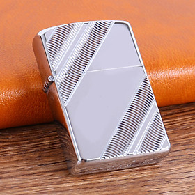 Mua Vỏ Hột Quẹt Bật Lửa Hộp Quẹt Xăng Đá Zorro Z8775B Họa Tiết Logo Chéo Dùng Xăng Bấc Đá Cao Cấp - Nhiều Màu