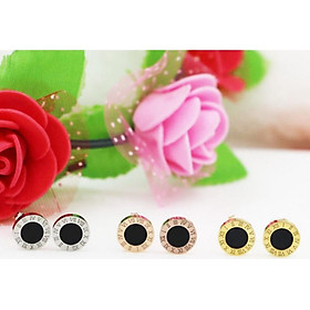 Bông Tai Nam Hình Tròn Đen Khắc Số La Mã Chất Liệu Thép Titan Ko Rỉ TT 0553 - 1 Cặp