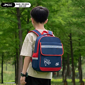 Balo Siêu Nhẹ Cho Bé Đi Học Cao Cấp TNBags TN.B.3016 Nhiều Ngăn Tiện Lợi, Bền Đẹp, Màu Xanh Phối Đỏ Cá Tính!