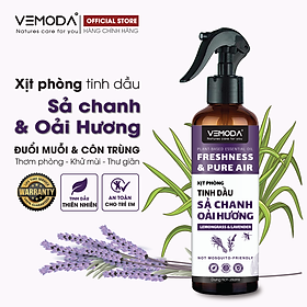 Bình Xịt phòng tinh dầu Sả Chanh, Bạc hà, Quế, Bạch đàn chanh Vemoda giúp hỗ trợ đuổi muỗi, thơm phòng nhanh chóng. Chai xịt hỗ trợ đuổi muỗi từ tinh dầu thiên nhiên