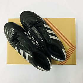 Giày bóng đá thể thao chính hãng Wika 3 sọc Đen 2022