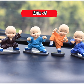 Mua Bộ 4 tượng chú tiểu múa võ áo nhiều màu 2