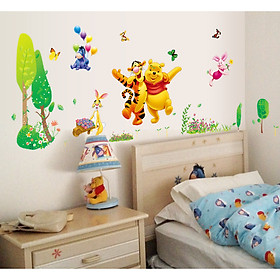 Decal dán tường trang trí phòng bé yêu hinh gấu pooh vui nhộn dễ thương (70 x 170cm)