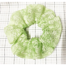 Cột tóc scrunchies màu xanh lá non thêu hoa cực xinh mẫu mới -size trung lớn